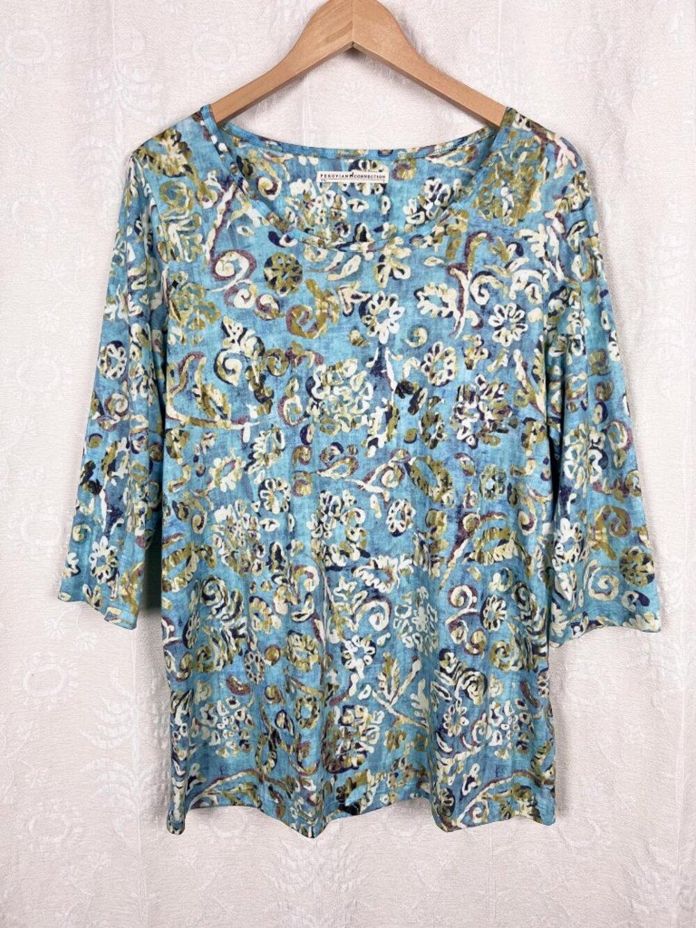 Peruvian Connection 100% pima cotton knit relaxed top blue aster floral print L